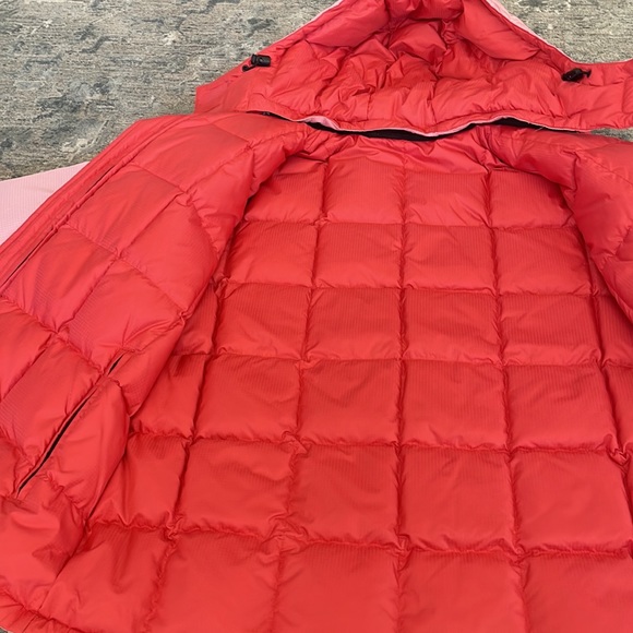 Lands’ End Goose-down Puffer Jacket - Picture 9 of 10